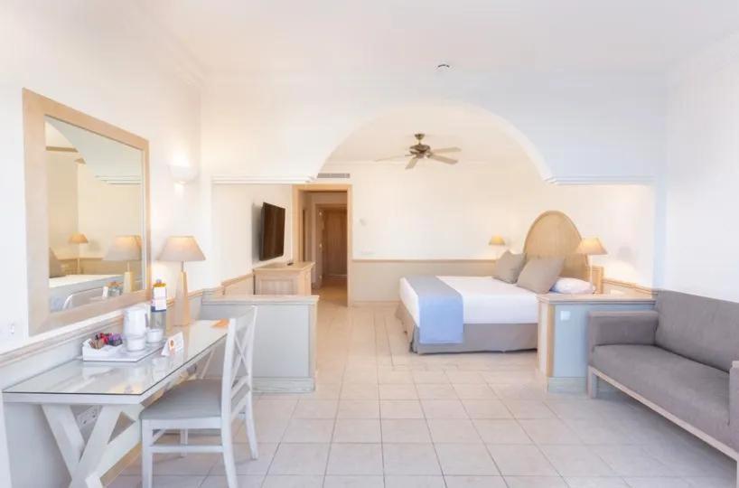 Gold Level Senior Suite (2 Volwassenen + 2 Kinderen)